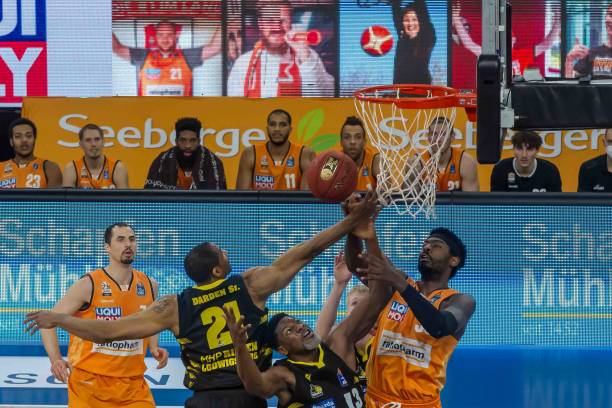 场仅保有微 场仅保有微