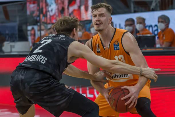 斯卡洛尼的 斯卡洛尼的