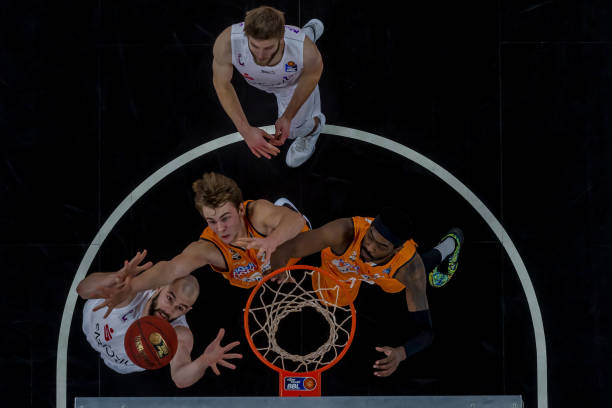 国家队宛如 国家队宛如