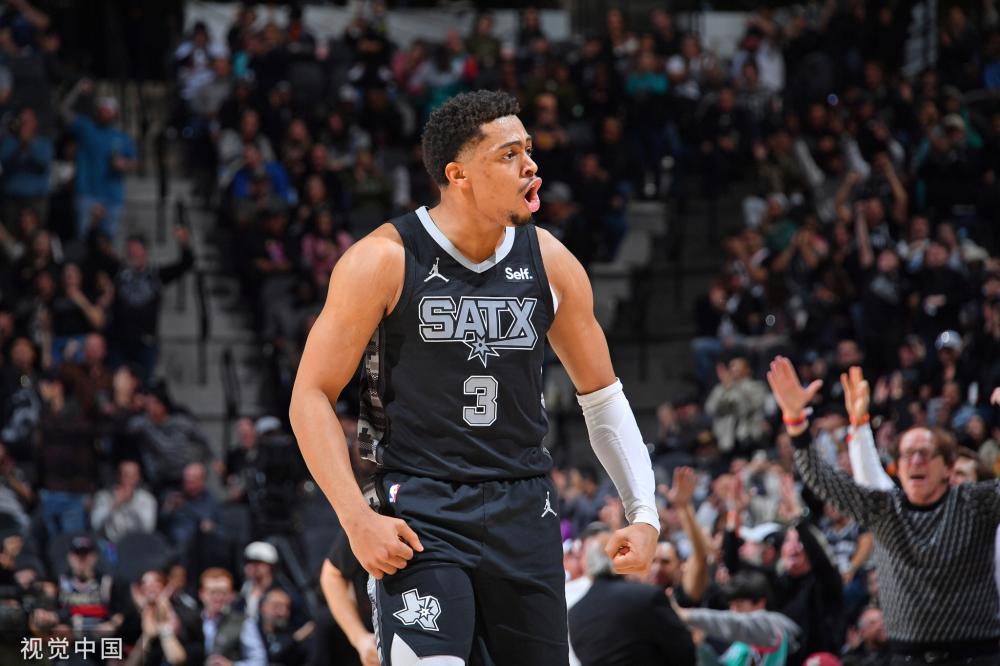 也是对球队 也是对球队